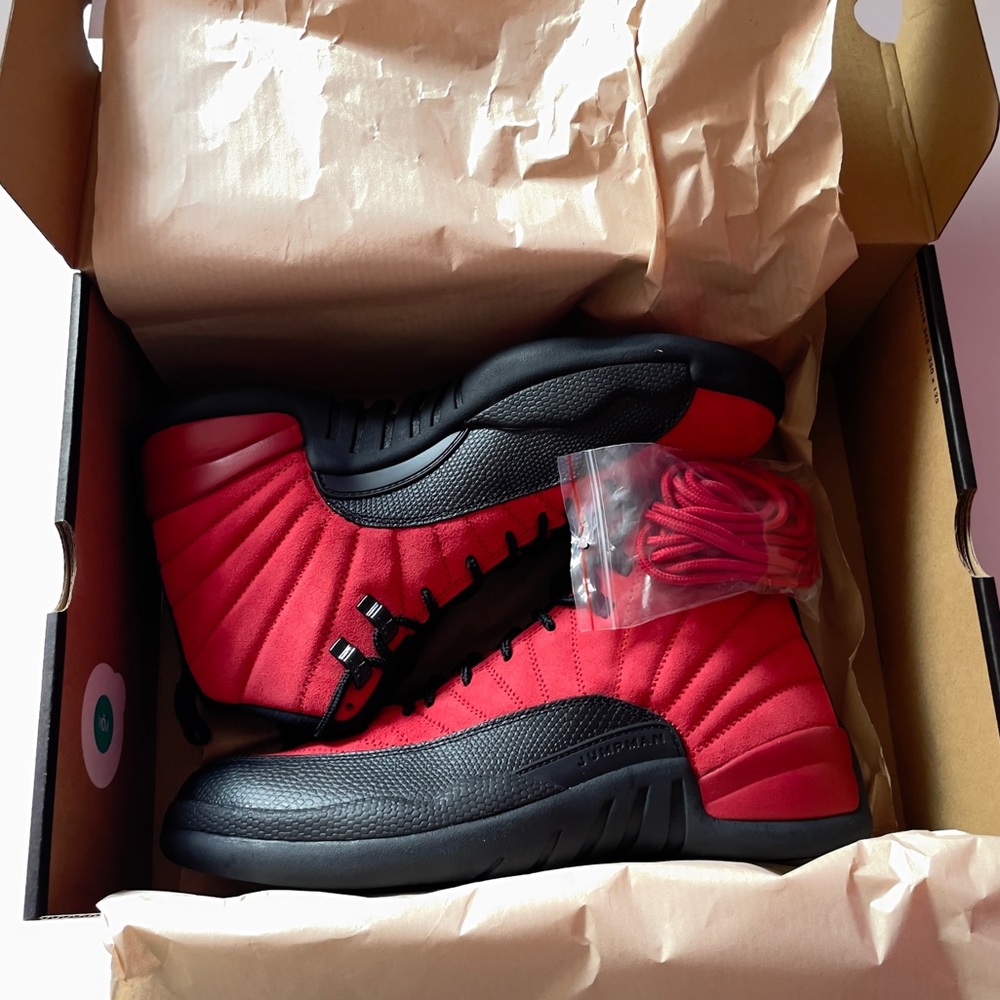 Air Jordan 12 Retro "Reverse Flu Game" sneakers